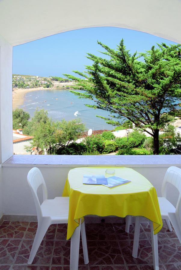 Residence M3 Peschici Bagian luar foto