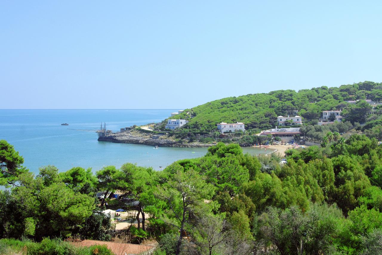 Residence M3 Peschici Bagian luar foto