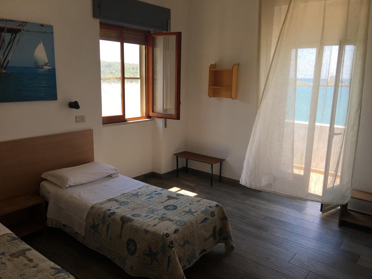 Residence M3 Peschici Bagian luar foto