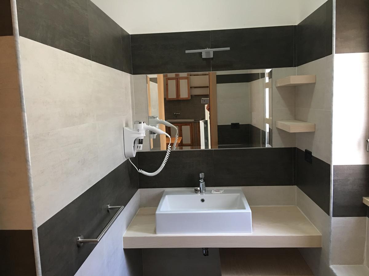 Residence M3 Peschici Bagian luar foto